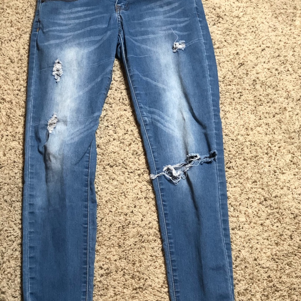 Jeans - Picture 3 of 4